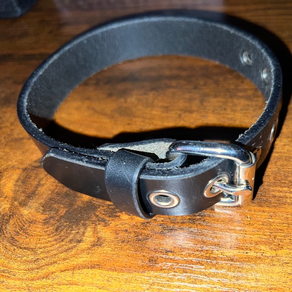 Leather collar - Picture 1 of 1